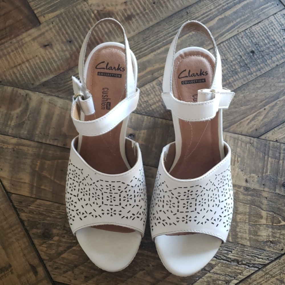 Clark's white wedge
